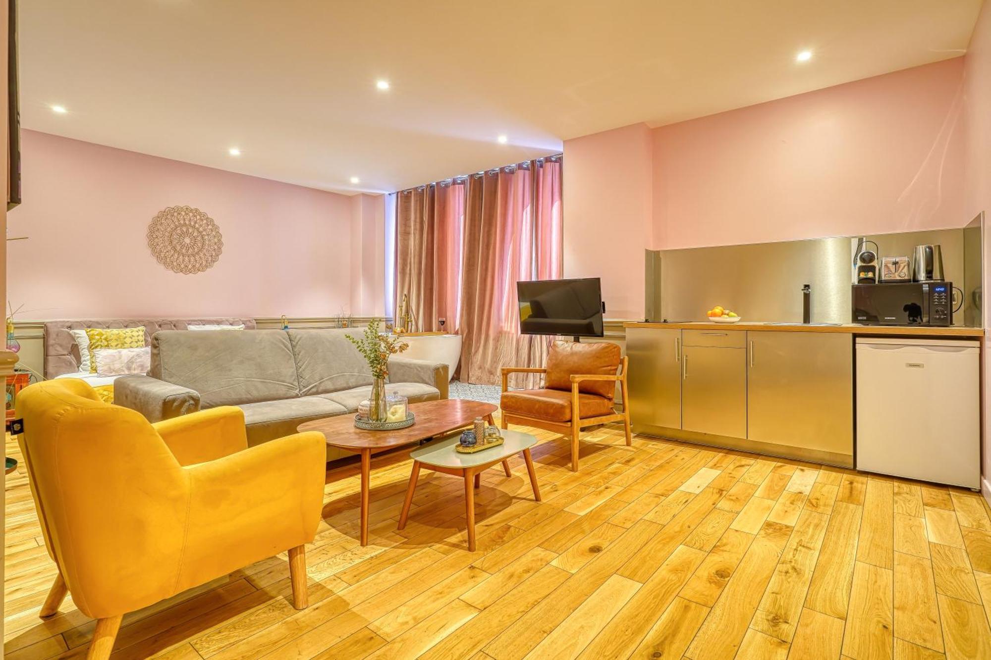 Luxury Suite Paris Republique Exterior photo